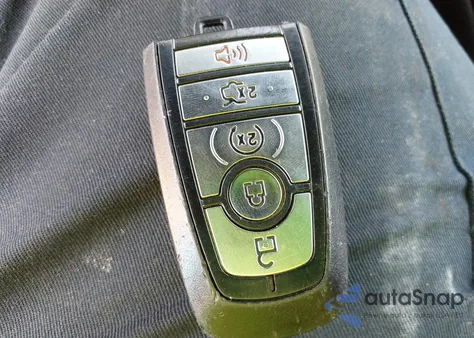 2019 Ford Mustang z USA, uszkodzony, nr VIN 1FATP8UH9K5153284